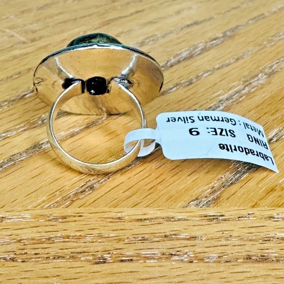 Labradorite Real Gemstone Ring Large 1.25 Inches Ornate Setting Ring Size 9 - Picture 5 of 9